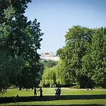 Lindenau 3* לייפציג