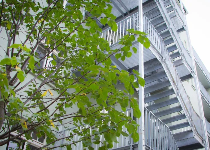 Lindenau 3* Λειψία